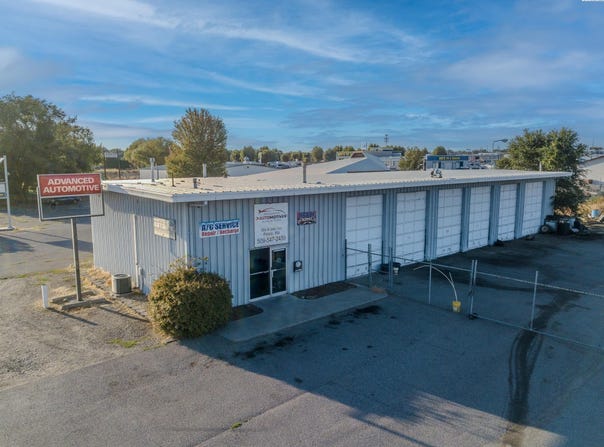 804 N 28th Ave, Pasco, WA 99301