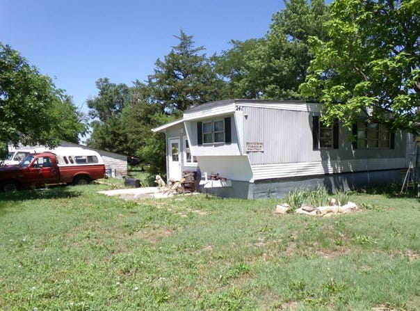241 W First St, Agra, KS 67621