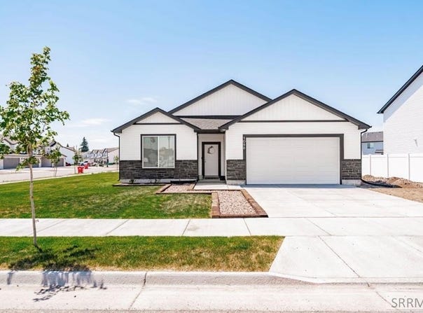 1098 Ashlyn Wy, Rigby, ID 83442