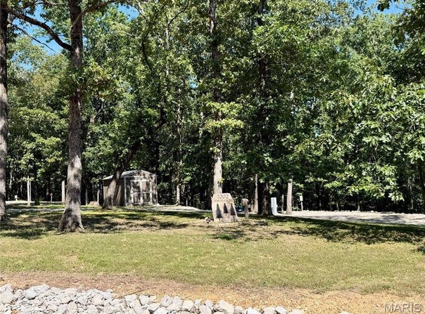 1002 Port Perry Drive, Perryville, MO 63775