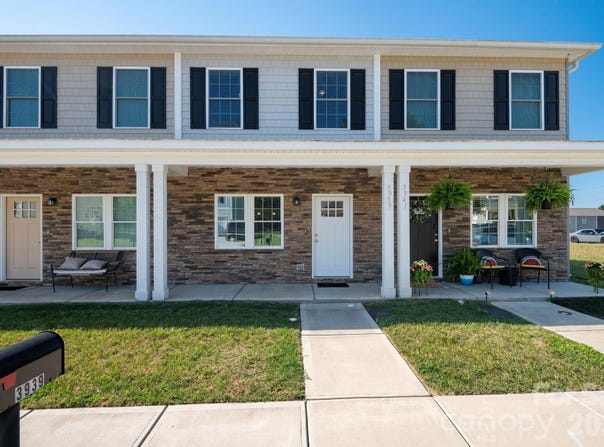 3939 Newhall Drive, Hickory, NC 28601