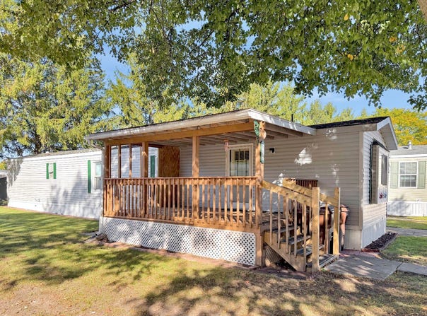 127 Linden Blvd, Mason, MI 48854