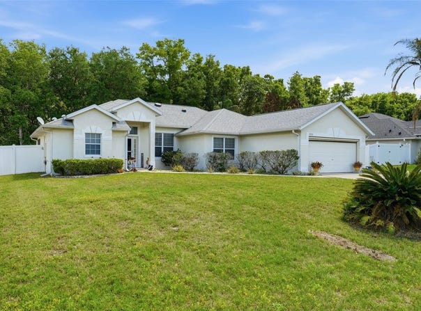 2503 GABLES Drive, EUSTIS, FL 32726