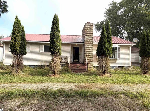 9526 W Monroe, Elwell, MI 48832