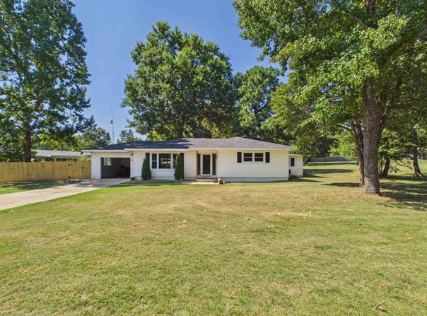 80 Cobblestone Place, Mountain Home, AR 72653