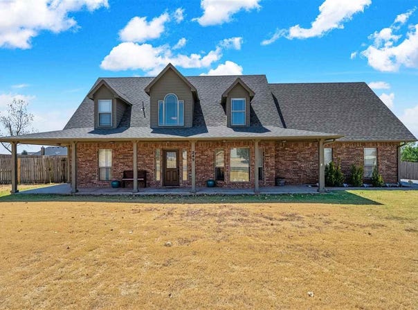 249 NE Sunset Drive, Elgin, OK 73538