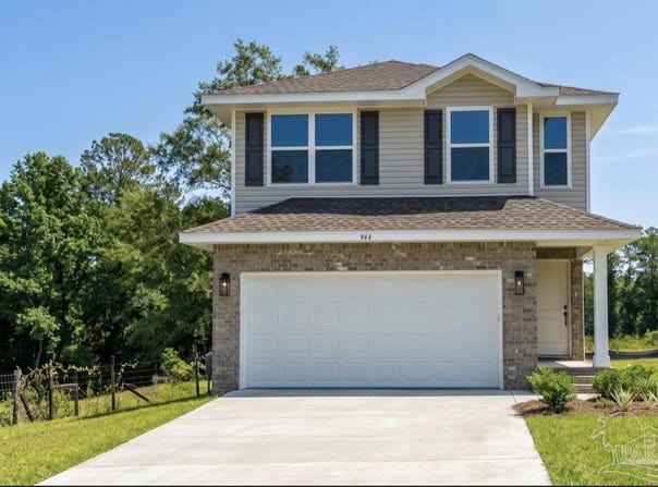 944 Rustling Pines Rd, Cantonment, FL 32533