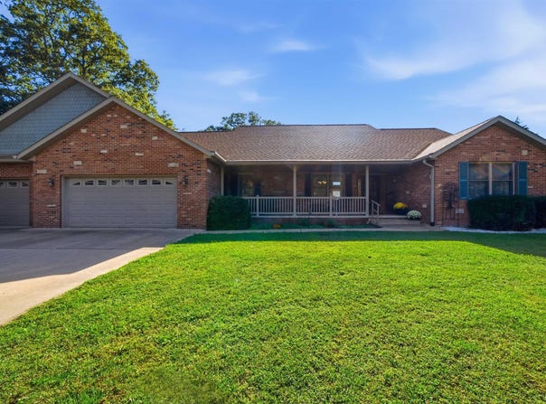 16002 W DEVILS WASHBOARD Road, Glasford, IL 61533