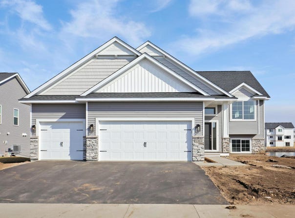 13601 Arrowhead Way, Rosemount, MN 55068