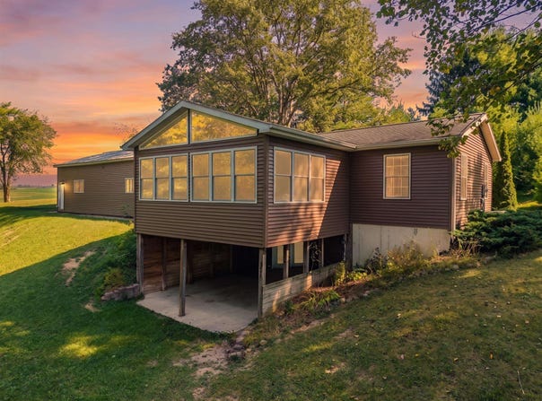 4801 W Plattner Road, Columbia City, IN 46725