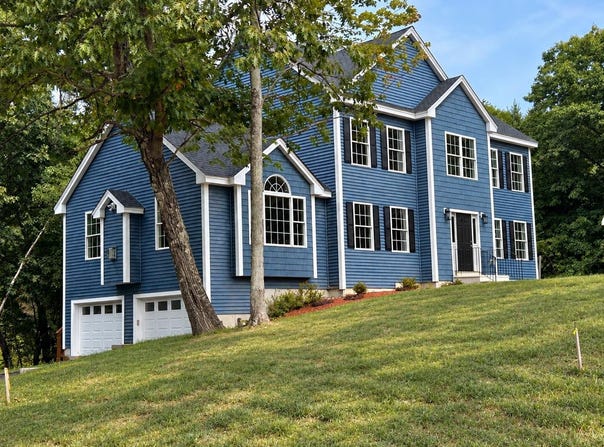 22 Benoit Avenue, Pelham, NH 03076