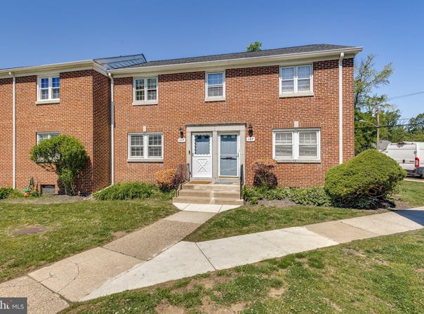 117-B CHERRY PARKE, CHERRY HILL, NJ 08002