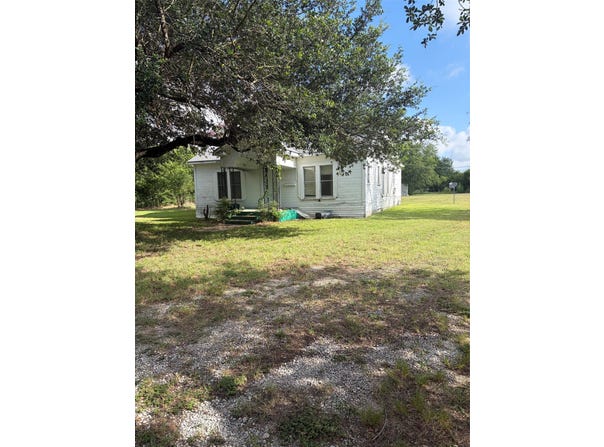 1029 FM 1365, Mexia, TX 76667