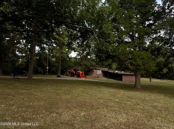 1975 Ms 178, Myrtle, MS 38650