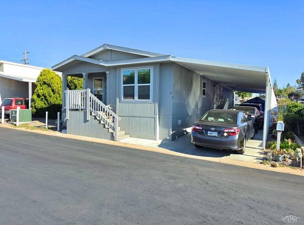 450 E Bradley Ave, El Cajon, CA 92021