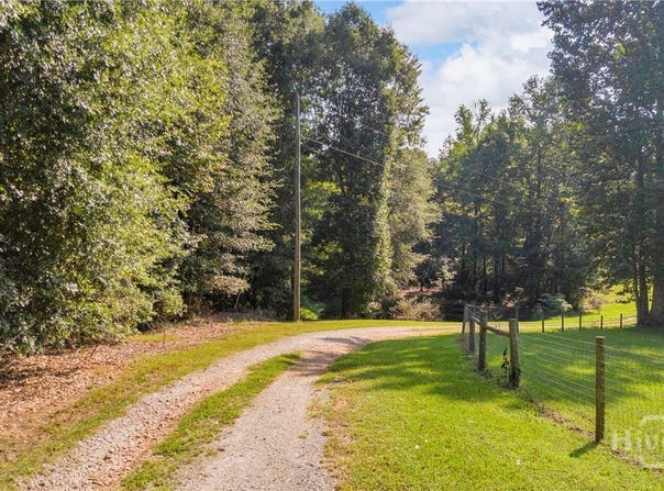 5688 Highway 82 Spur, Commerce, GA 30529
