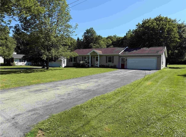 6678 Willow Terrace, South Wales, NY 14139