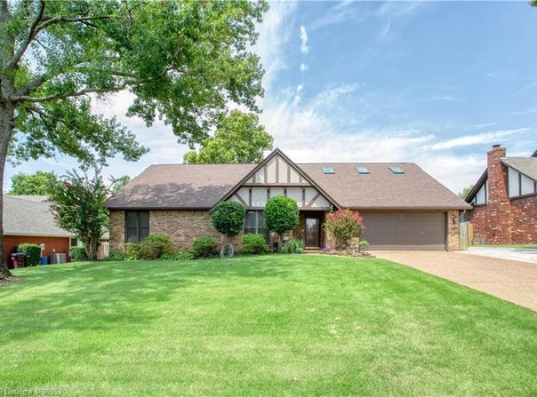 2700 S 87th DR, Fort Smith, AR 72903