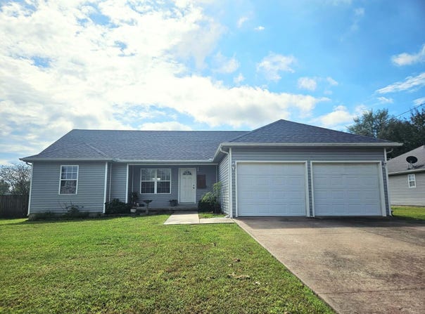 524 E Yale Street, Liberal, MO 64762