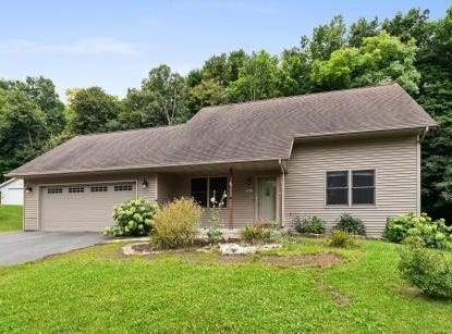 W5661 Summit Woods Ln, Plymouth, WI 53073