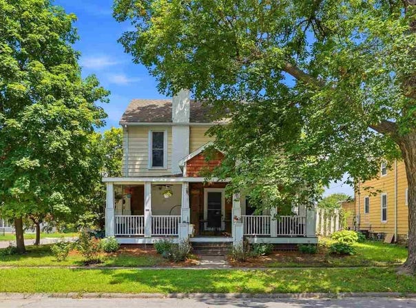 402 E Main St, Washington, IA 52353