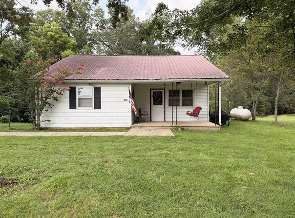 898 Larmon Mill Road, Bowling Green, KY 42104