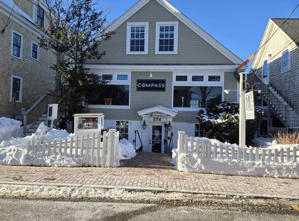 374 Commercial Street, Provincetown, MA 02657