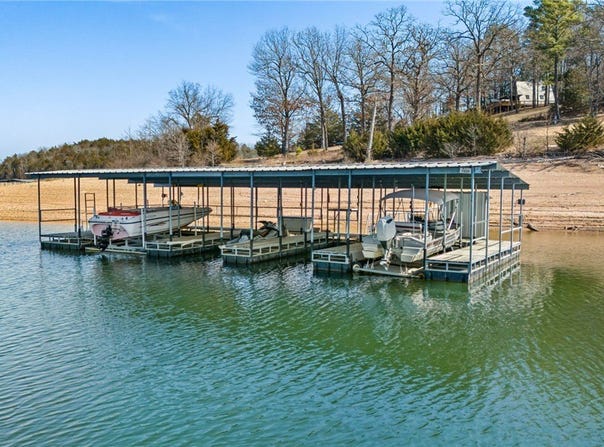 10843 Red Bluff Road, Garfield, AR 72732