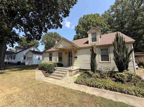551 N 5th Avenue, Piggott, AR 72454
