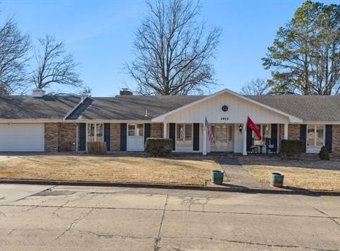 1912 Brookfield Terrace, Pryor, OK 74361