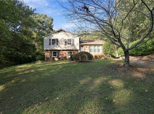 3701 Rolling Road, High Point, NC 27265