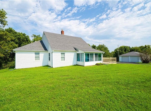 19421 State Route K Highway, St Joseph, MO 64505
