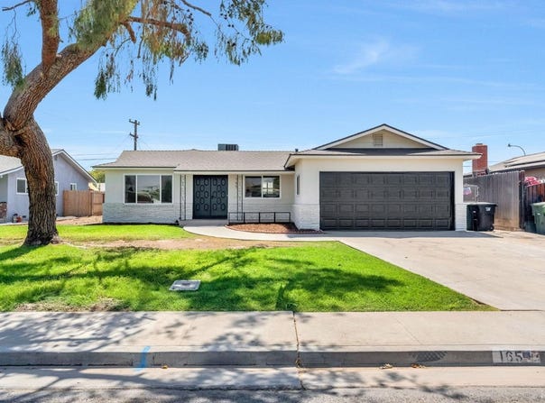165 W Deodar Lane, Lemoore, CA 93245