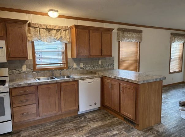 12263 Geneva Way, Apple Valley, MN 55124