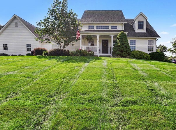 755 Quarry View Drive, Heath, OH 43056