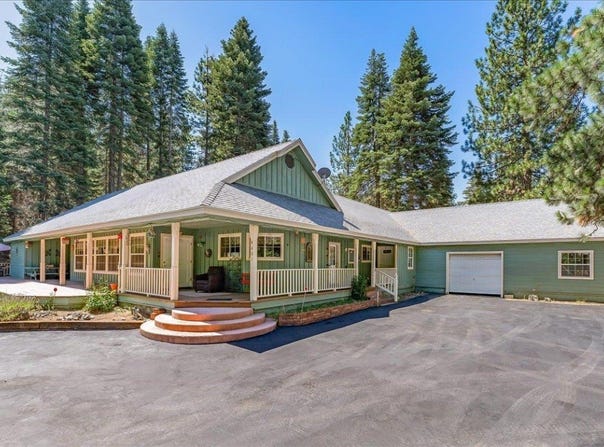 4601 Letha Way, Mount Shasta, CA 96067