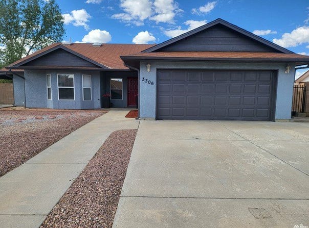 3306 Blue Hill Ave., Gallup, NM 87301