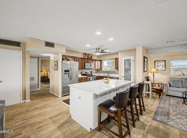 10345 W ANDOVER Avenue, Sun City, AZ 85351