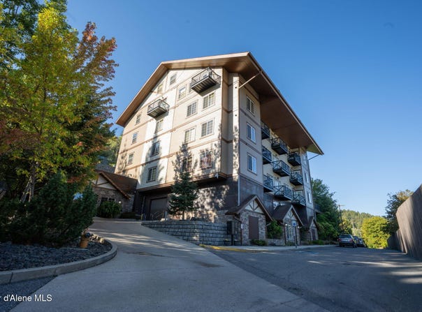 308 Ohio Ave, Kellogg, ID 83837