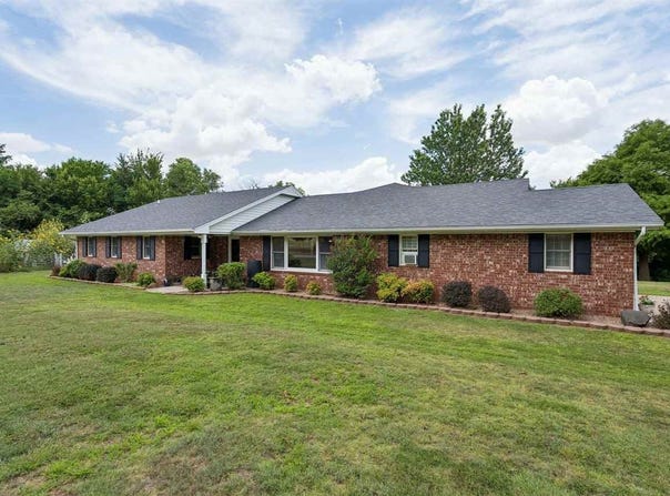 2416 US-81, Marlow, OK 73055
