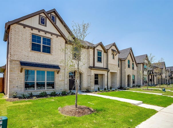 815 Homeplace Circle, Mansfield, TX 76063