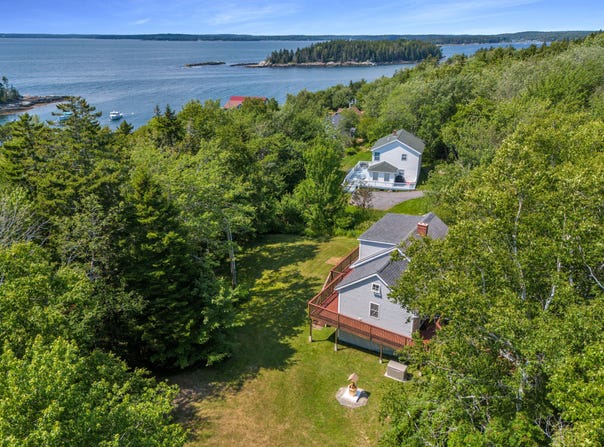 8 Harbor View, Phippsburg, ME 04562