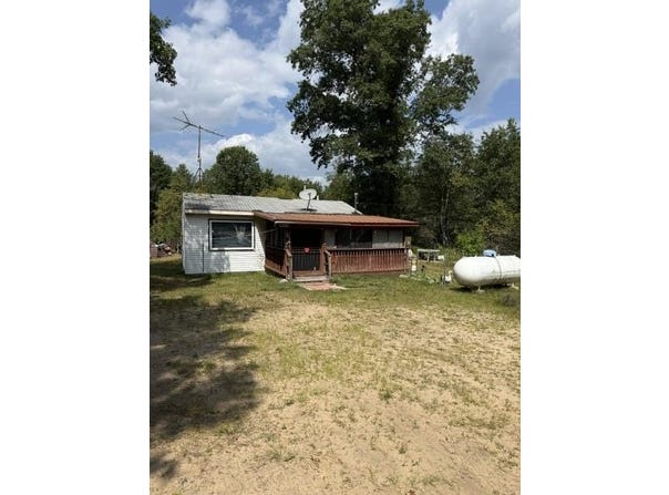 2565 N M-18, Roscommon, MI 48653
