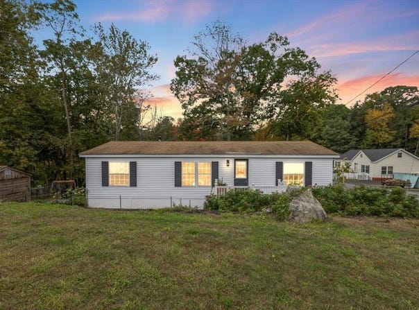 4 Allard Street, Exeter, NH 03833