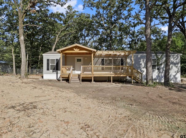 111 Kathy Circle, Mabank, TX 75156