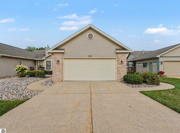 7115 Glen Terra Drive, Lansing, MI 48917