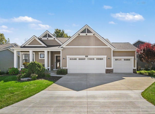 3104 Brayridge Drive, Jenison, MI 49428