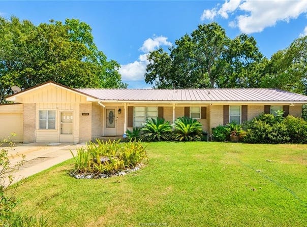 1507 Meadow Lane, Brenham, TX 77833