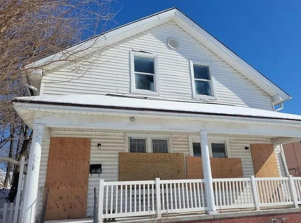 1117 S 12th Street, St Joseph, MO 64503