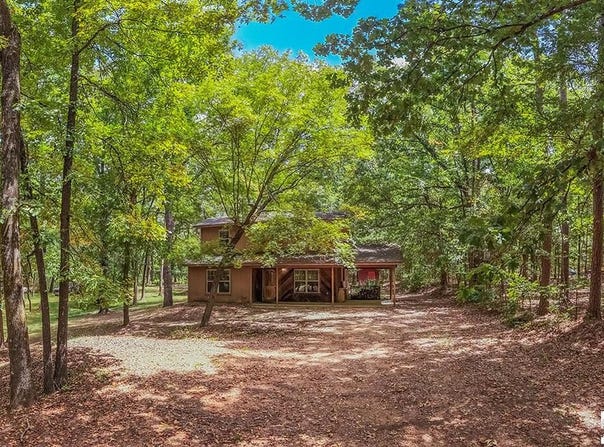 210 Pine Hill, Texarkana, AR 71854